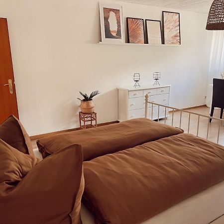 Ferienwohnung Moselflair Mit Direktem Blick Auf Die Mosel Und Weinberge Oberfell Extérieur photo