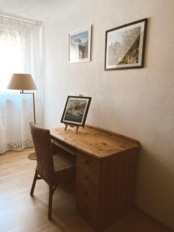 Ferienwohnung Moselflair Mit Direktem Blick Auf Die Mosel Und Weinberge Oberfell Extérieur photo