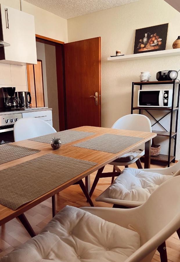 Ferienwohnung Moselflair Mit Direktem Blick Auf Die Mosel Und Weinberge Oberfell Extérieur photo
